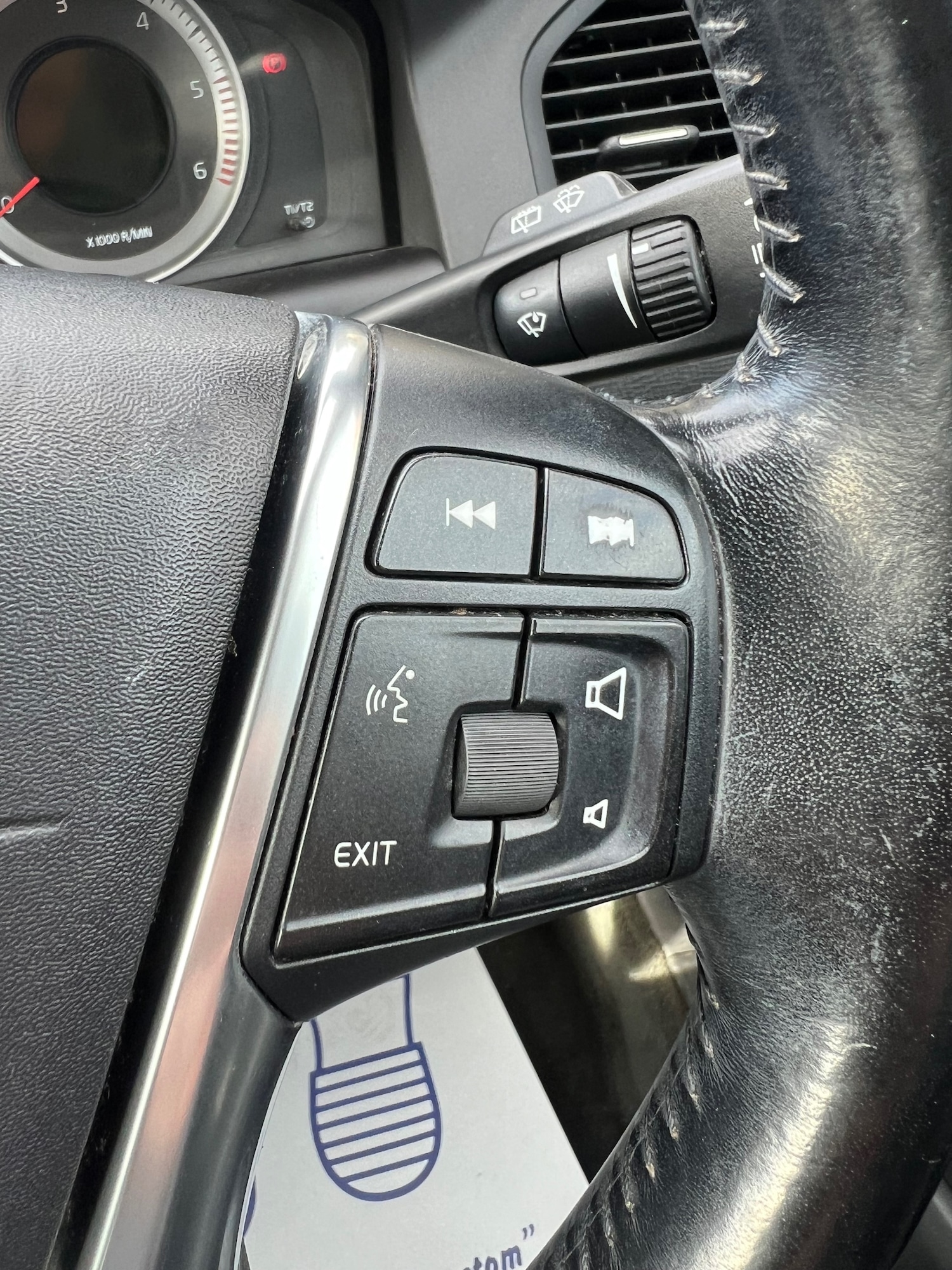 Used Volvo XC60 2012 for sale - 76316456: Photo 23