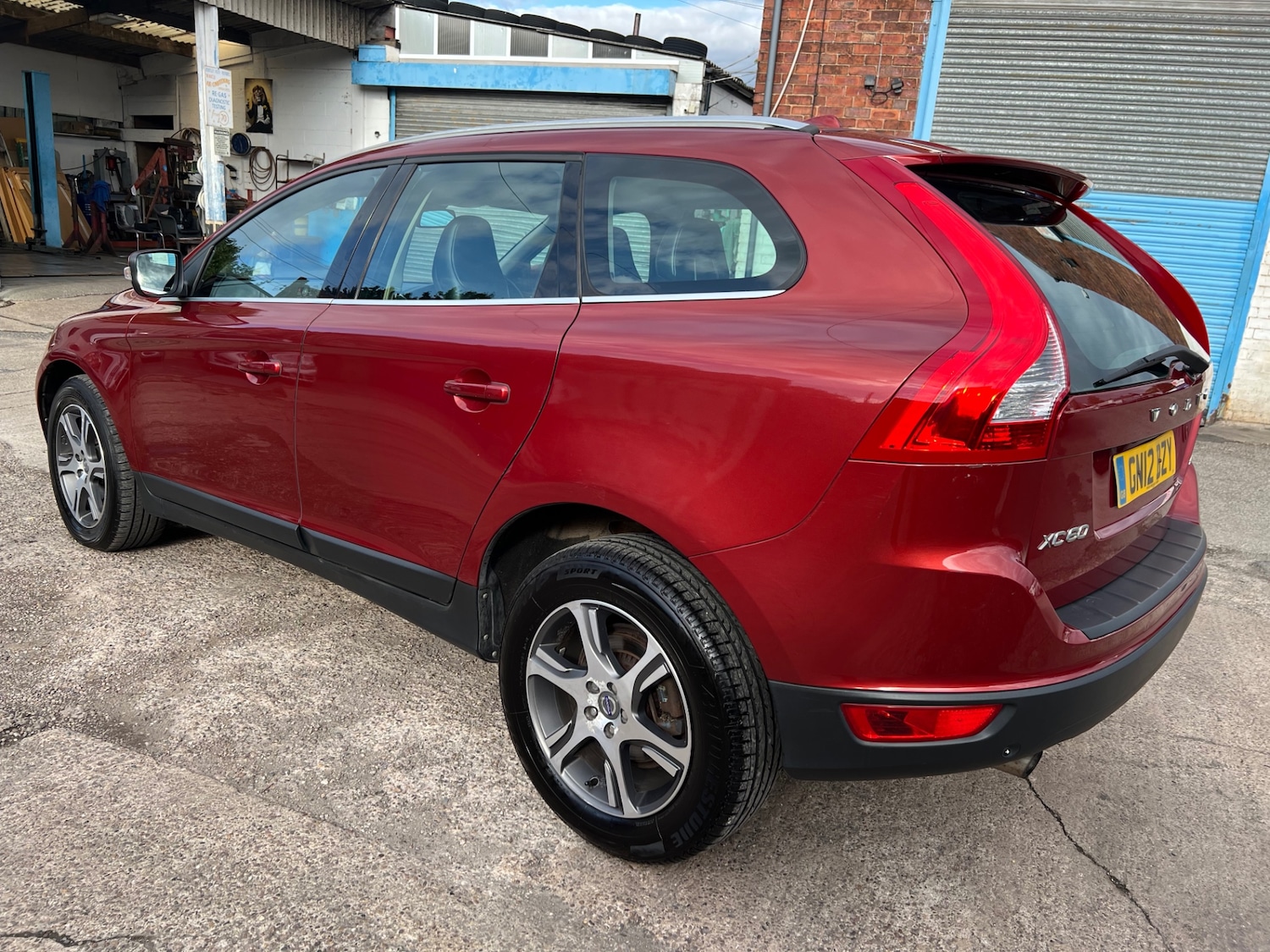 Used Volvo XC60 2012 for sale - 76316456: Photo 7