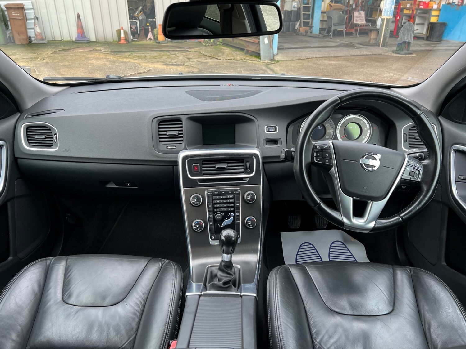 Used Volvo V60 2013 for sale - 77681535: Photo 17