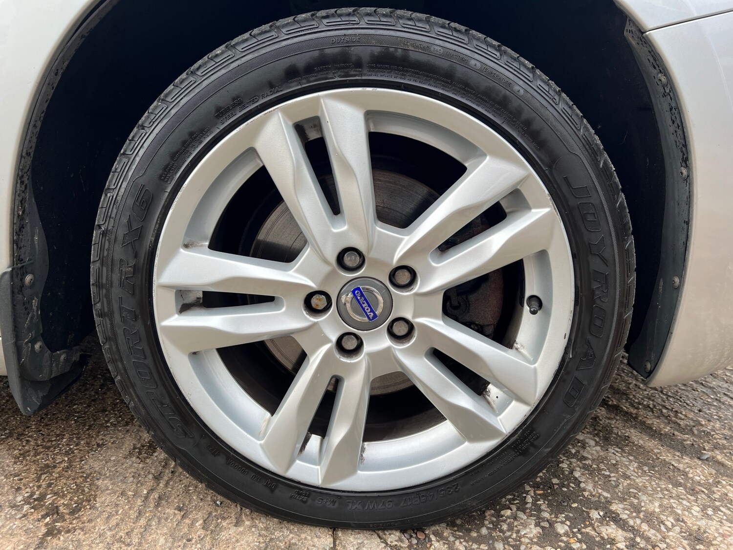 Used Volvo V60 2013 for sale - 77681535: Photo 29