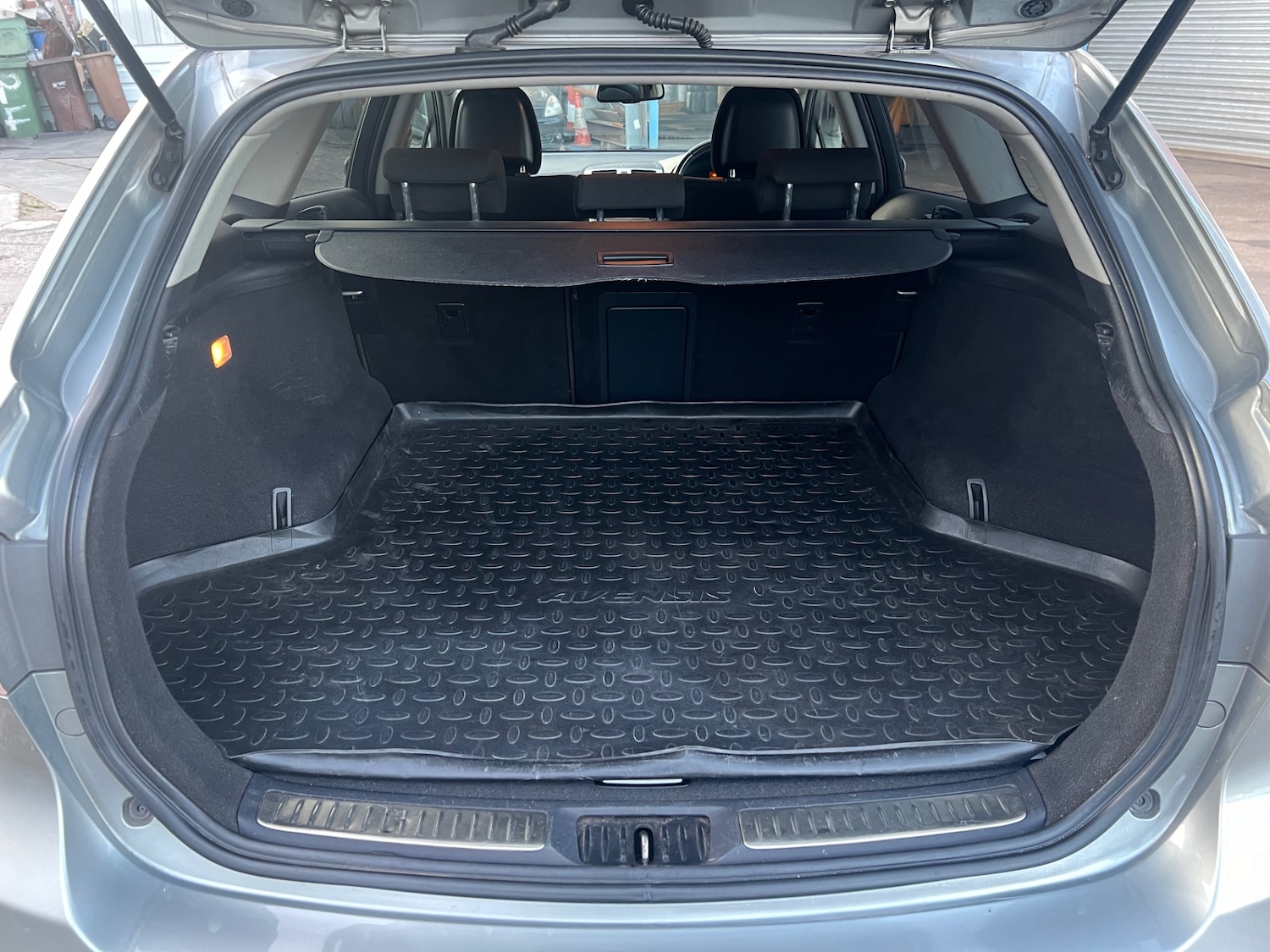 Vehicle 27