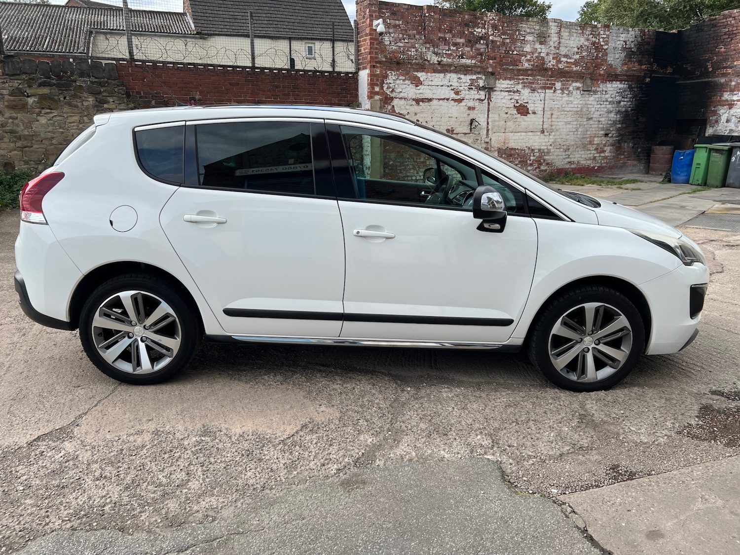 Used Peugeot 3008 2015 for sale - 76316424: Photo 12