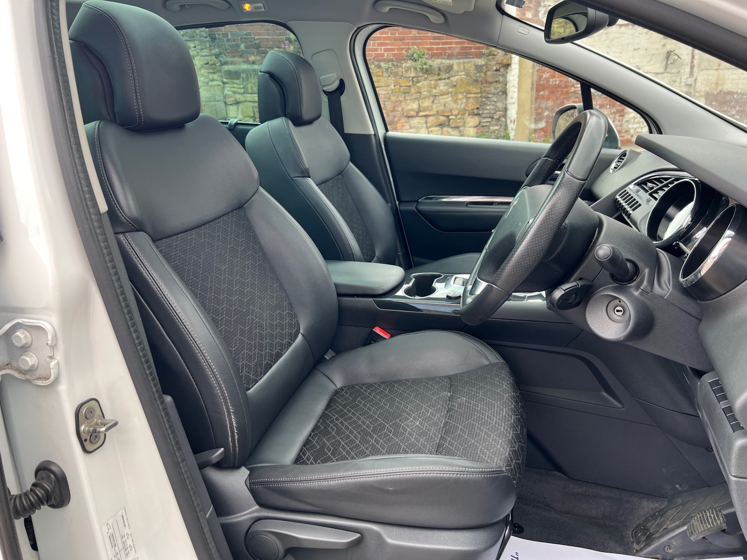 Used Peugeot 3008 2015 for sale - 76316424: Photo 13