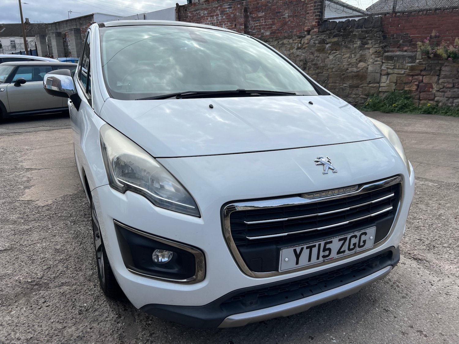 Used Peugeot 3008 2015 for sale - 76316424: Photo 2