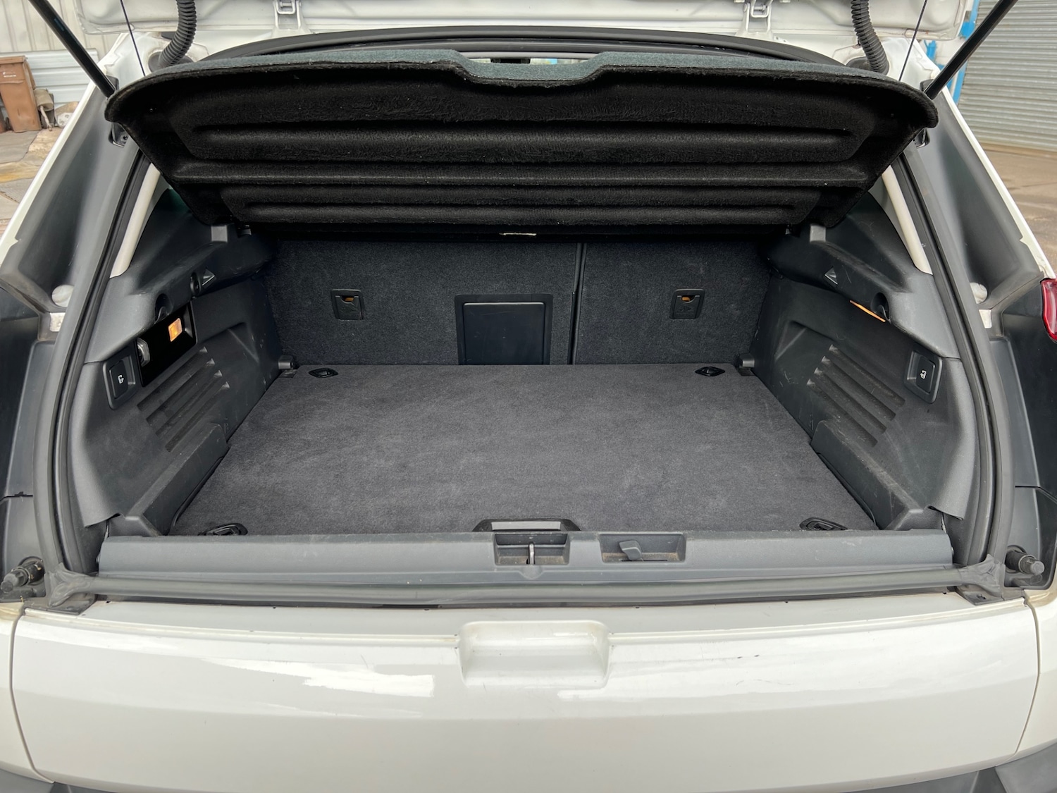 Used Peugeot 3008 2015 for sale - 76316424: Photo 24