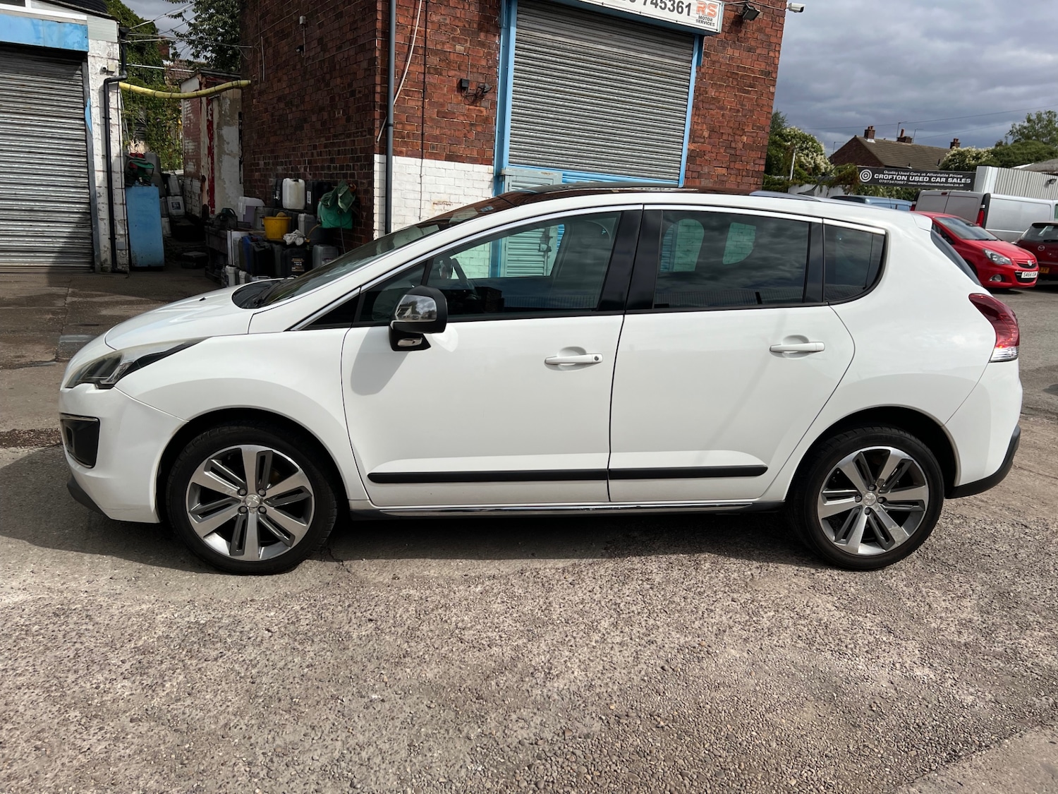 Used Peugeot 3008 2015 for sale - 76316424: Photo 6