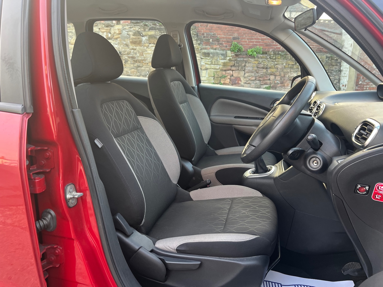 Used Citroen C3 Picasso 2013 for sale - 77277688: Photo 12