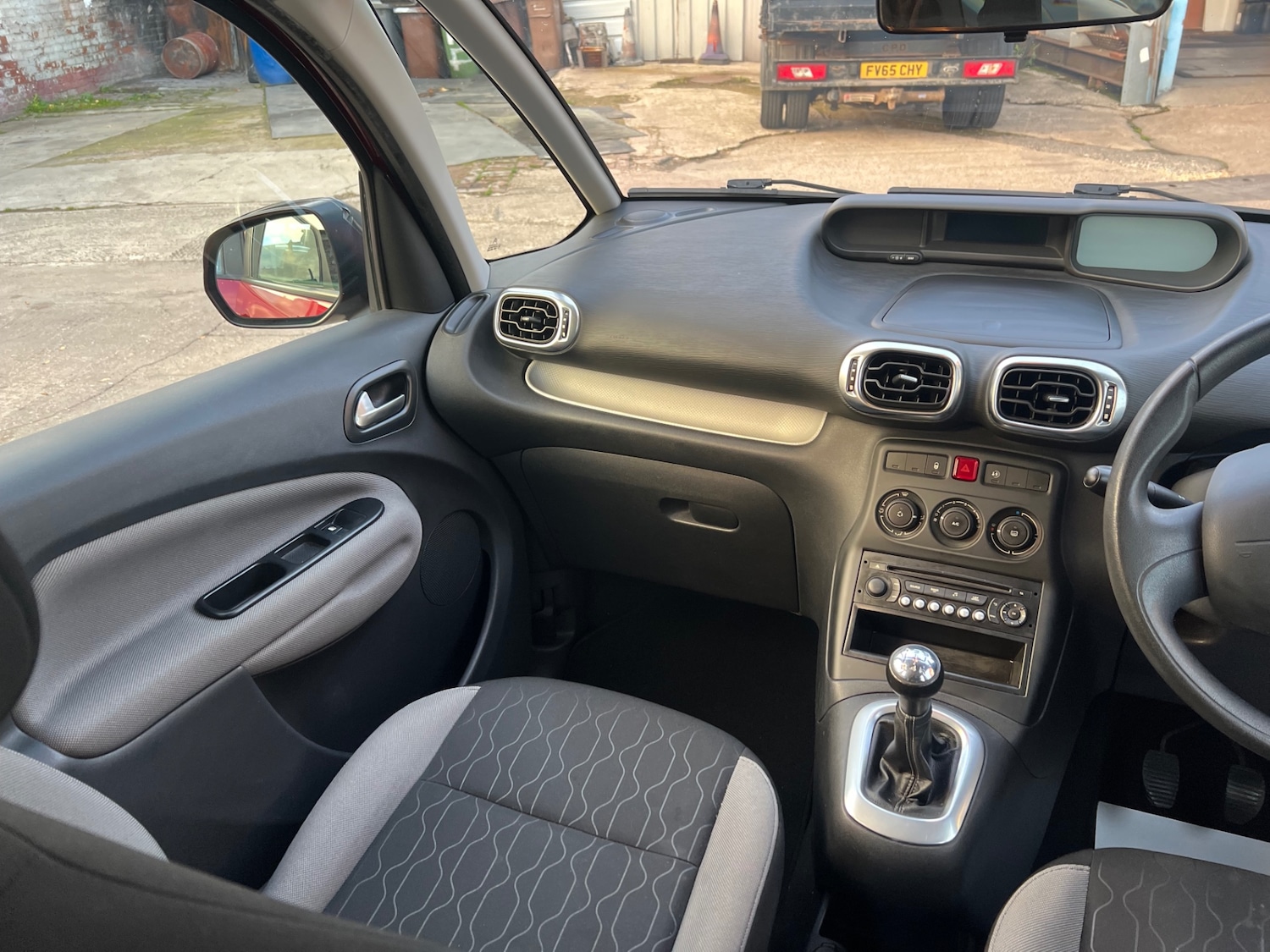 Used Citroen C3 Picasso 2013 for sale - 77277688: Photo 19