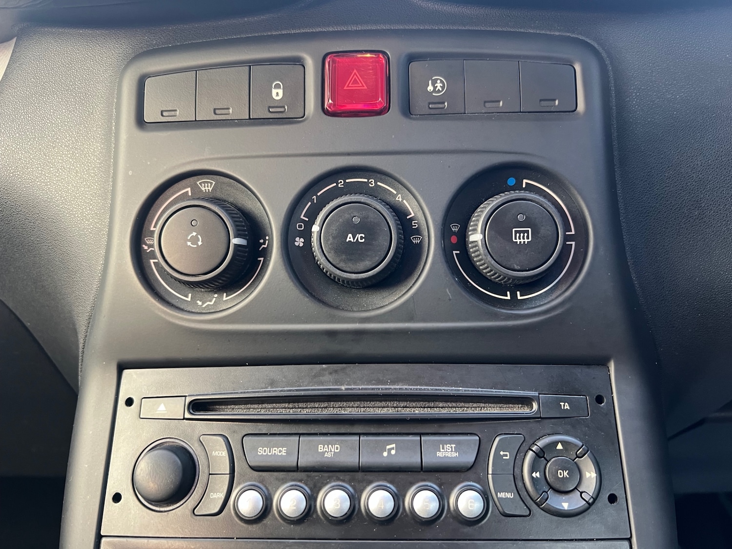 Used Citroen C3 Picasso 2013 for sale - 77277688: Photo 20