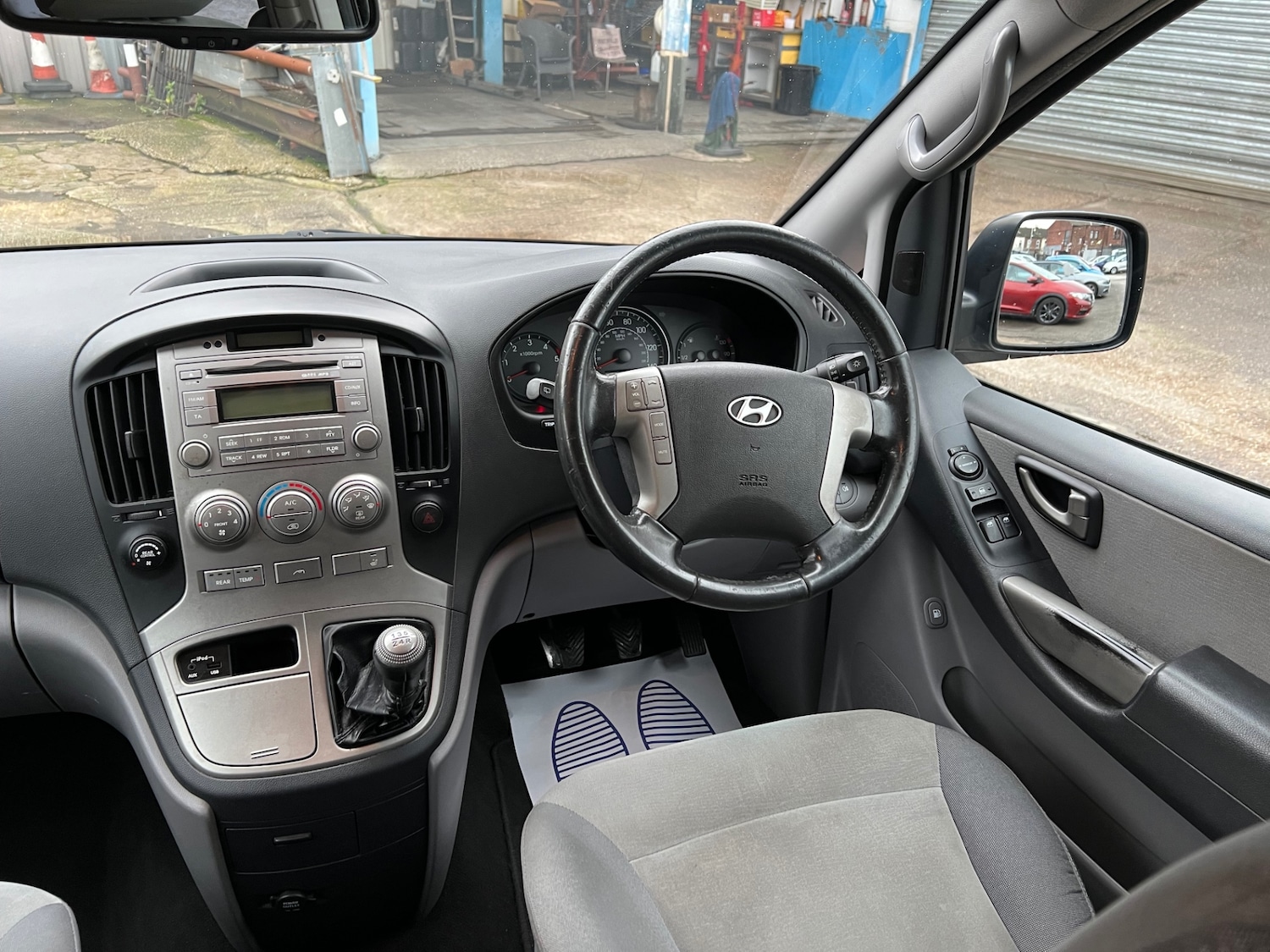 Used Hyundai i800 2010 for sale - 77681172: Photo 21