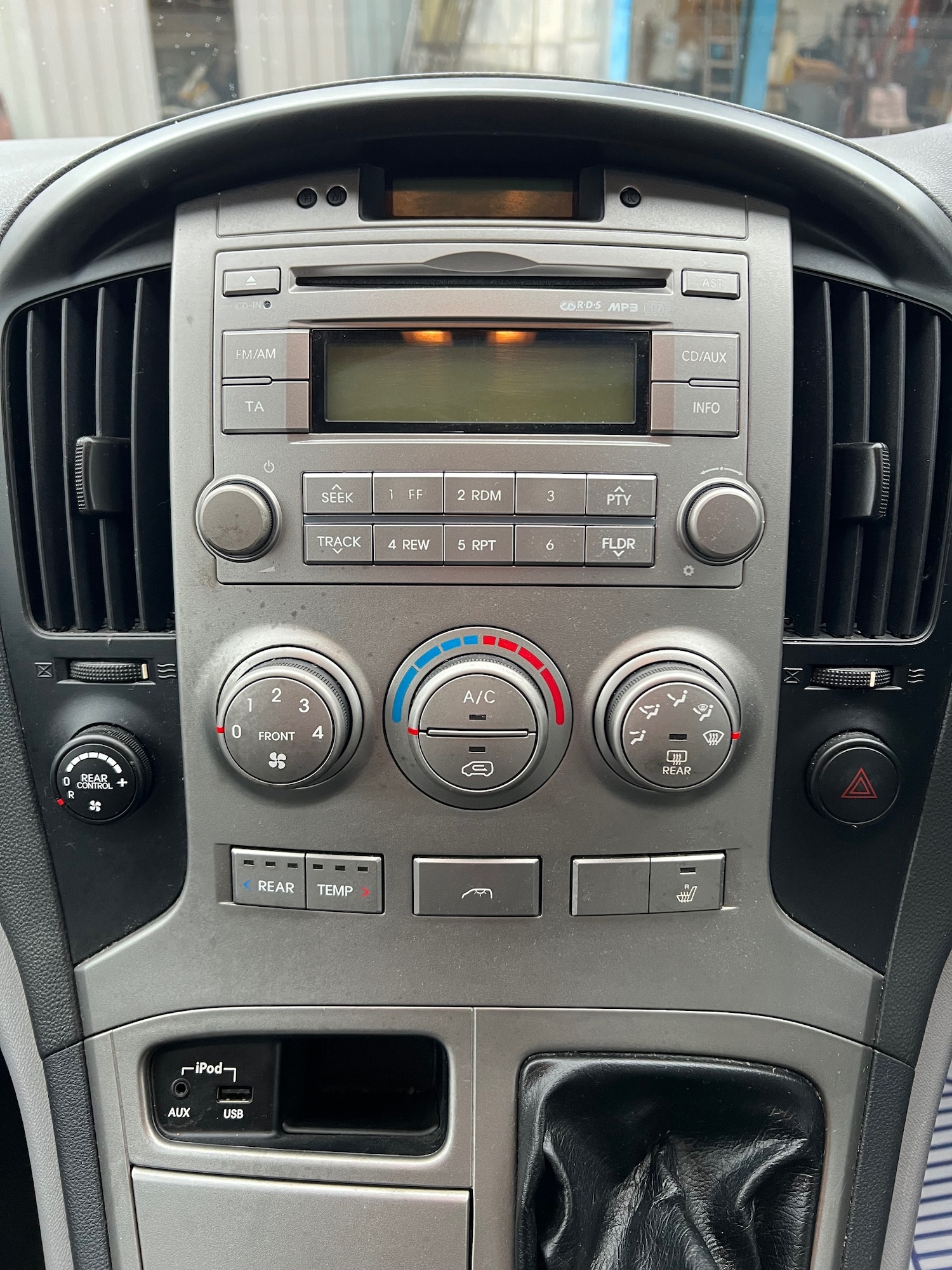 Used Hyundai i800 2010 for sale - 77681172: Photo 23