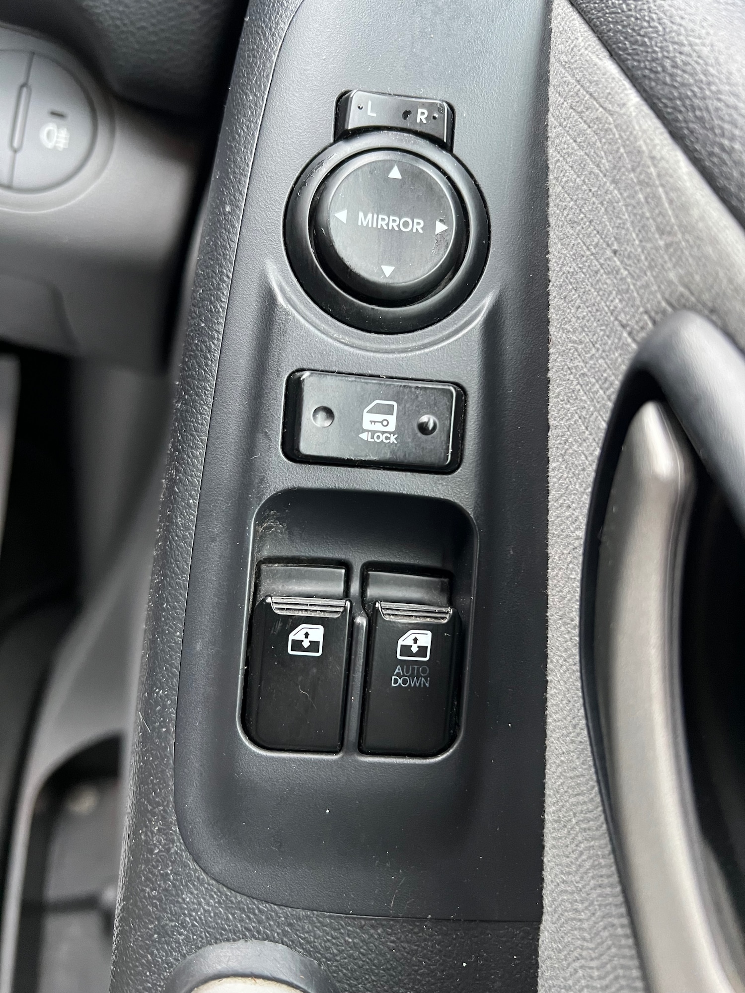 Used Hyundai i800 2010 for sale - 77681172: Photo 27