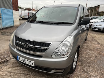 Used Hyundai i800 2010 for sale - 77681172: Photo