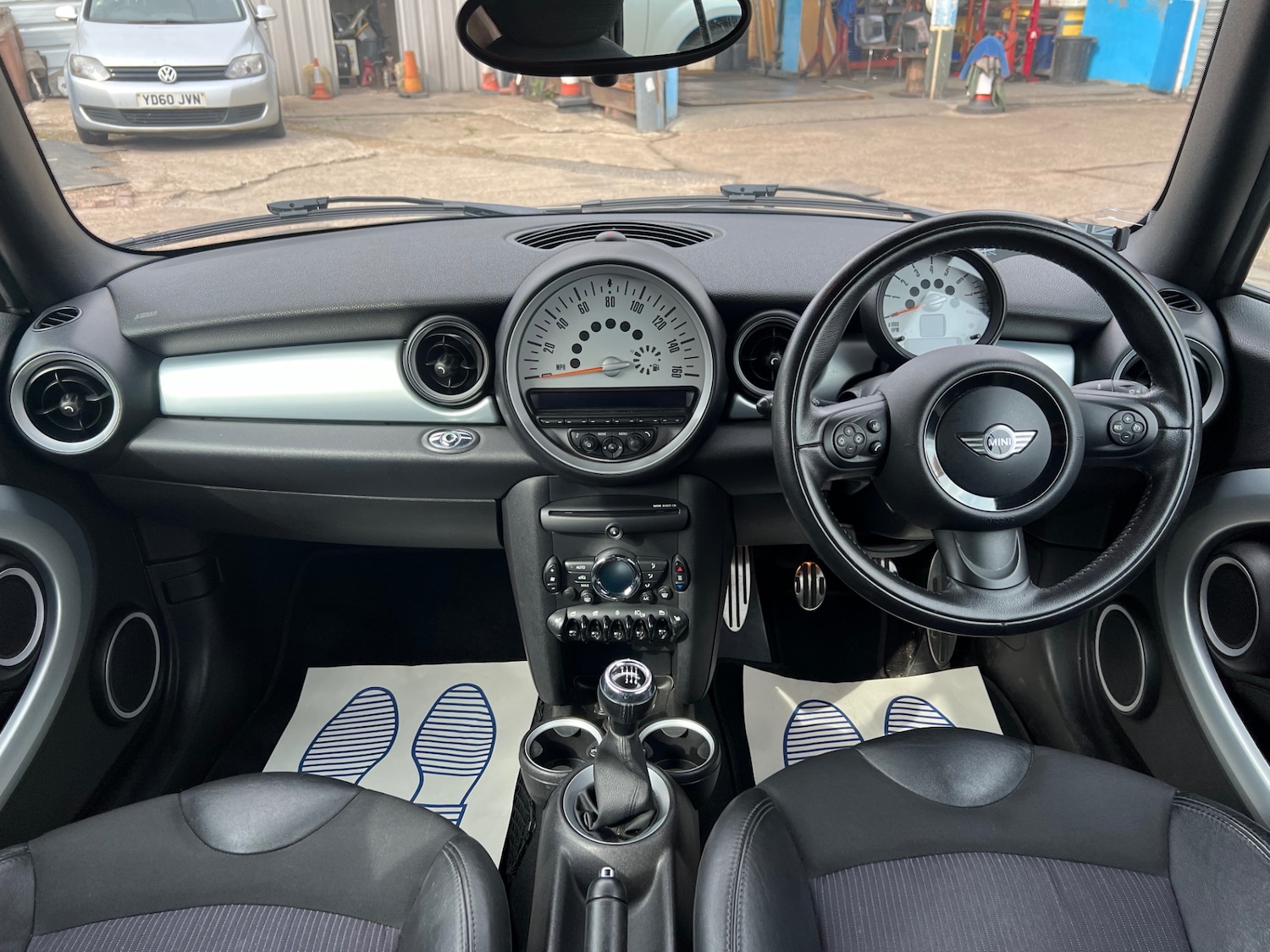 Used MINI Convertible 2012 for sale - 76316496: Photo 21