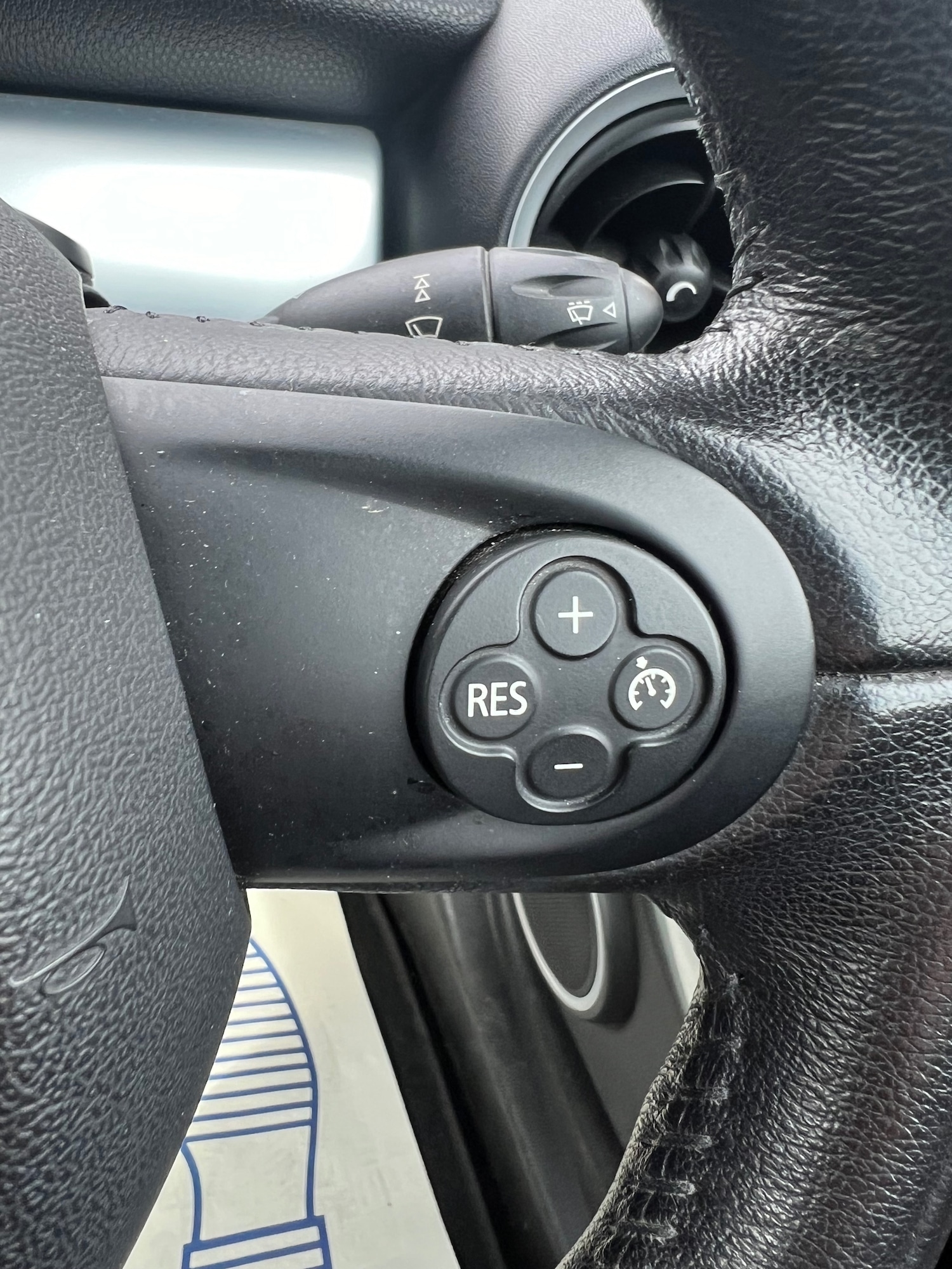 Used MINI Convertible 2012 for sale - 76316496: Photo 29
