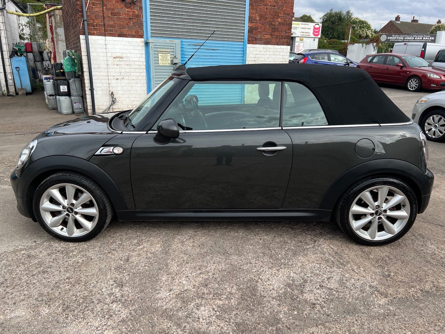 Used MINI Convertible 2012 for sale - 76316496: Photo 6