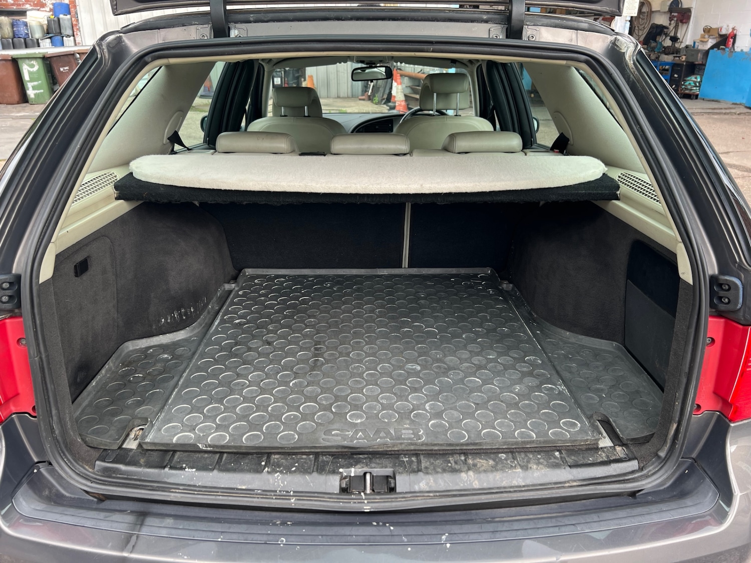 Vehicle 28