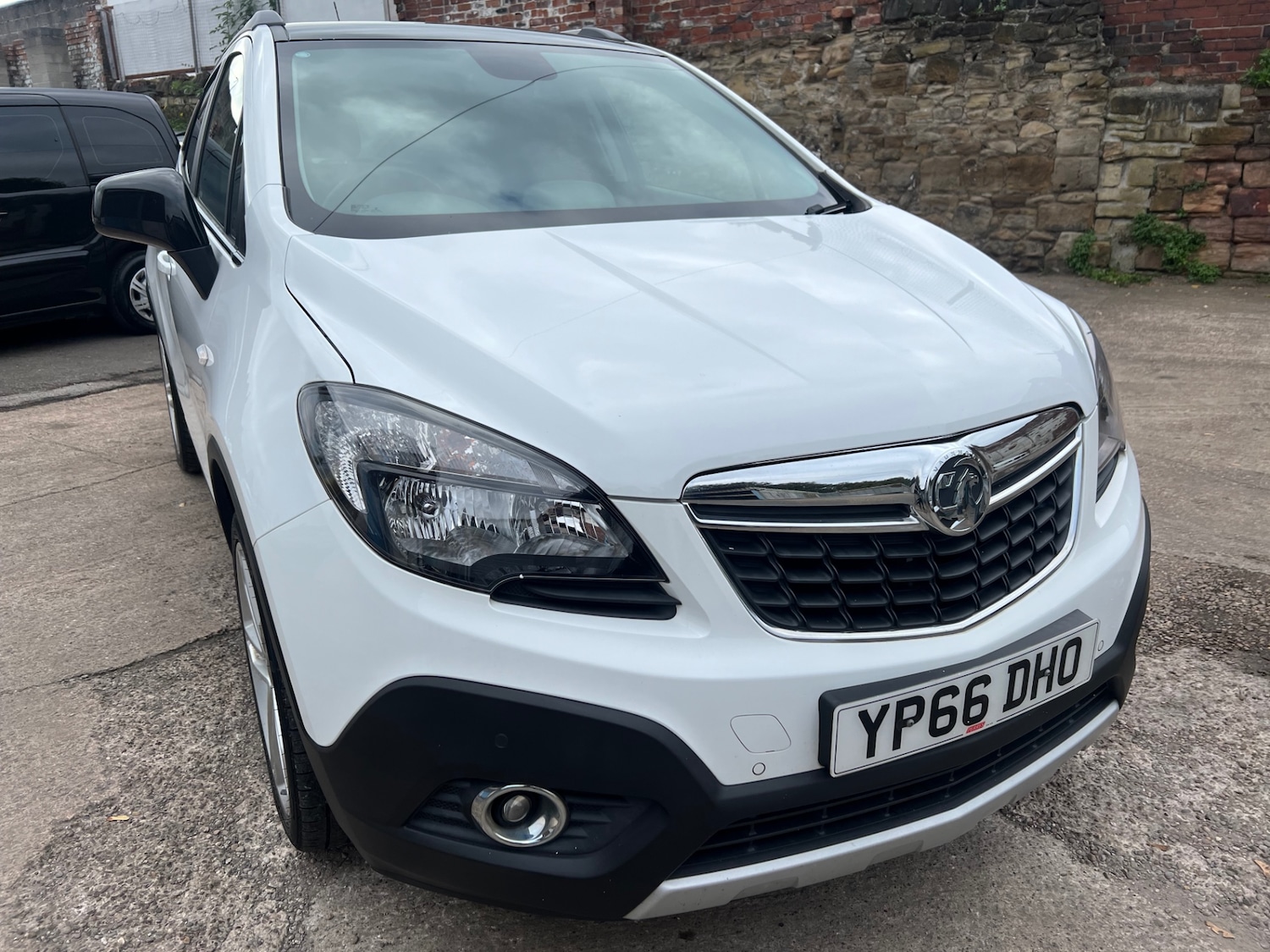 Used Vauxhall Mokka 2016 for sale - 76437946: Photo 2