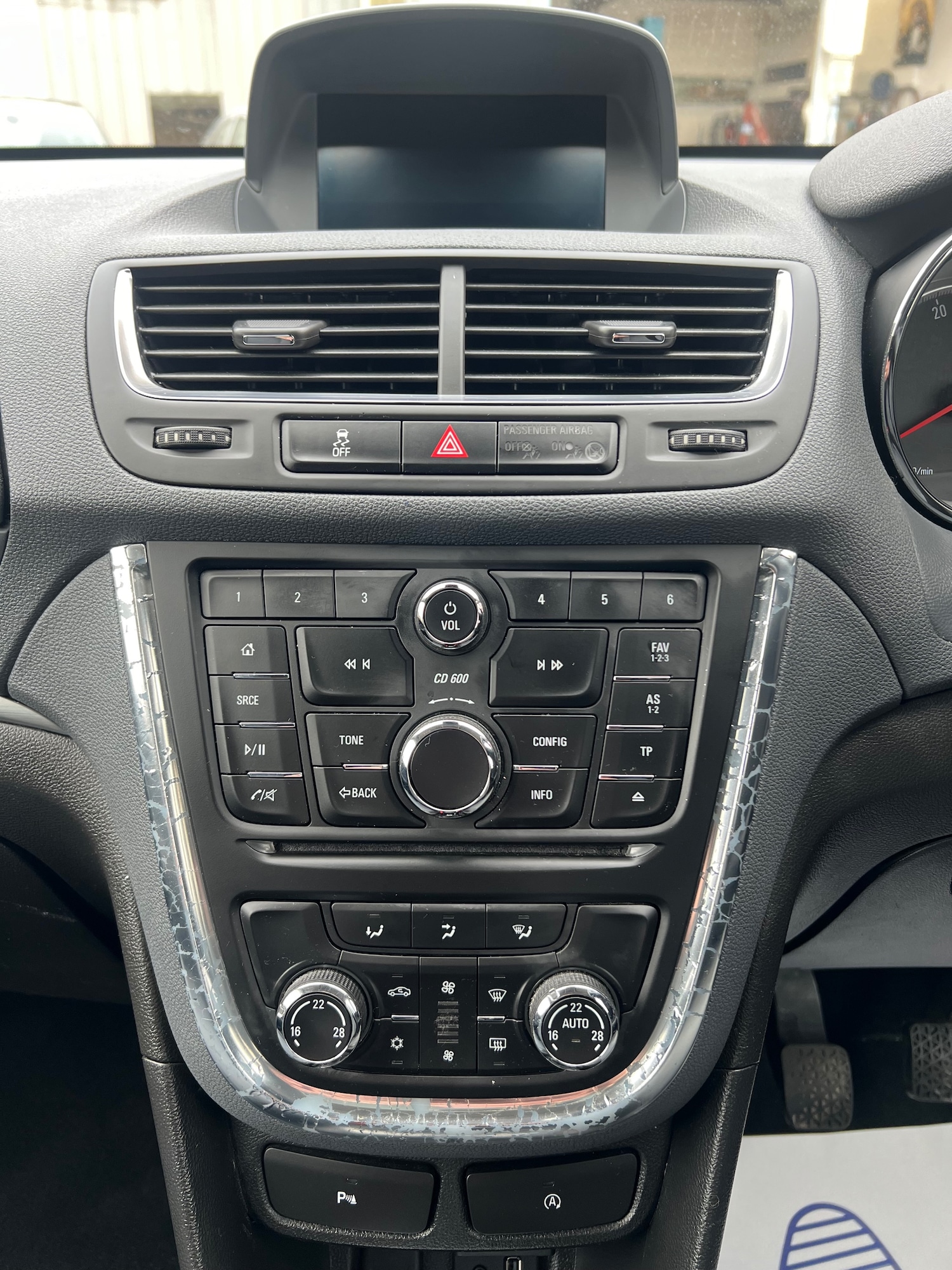 Used Vauxhall Mokka 2016 for sale - 76437946: Photo 21