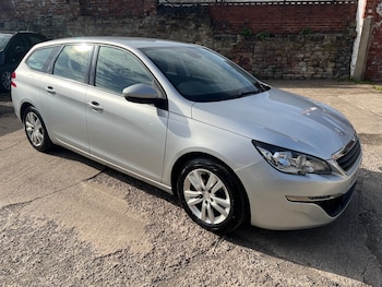 Used Peugeot 308 2016 for sale - 76437345: Photo
