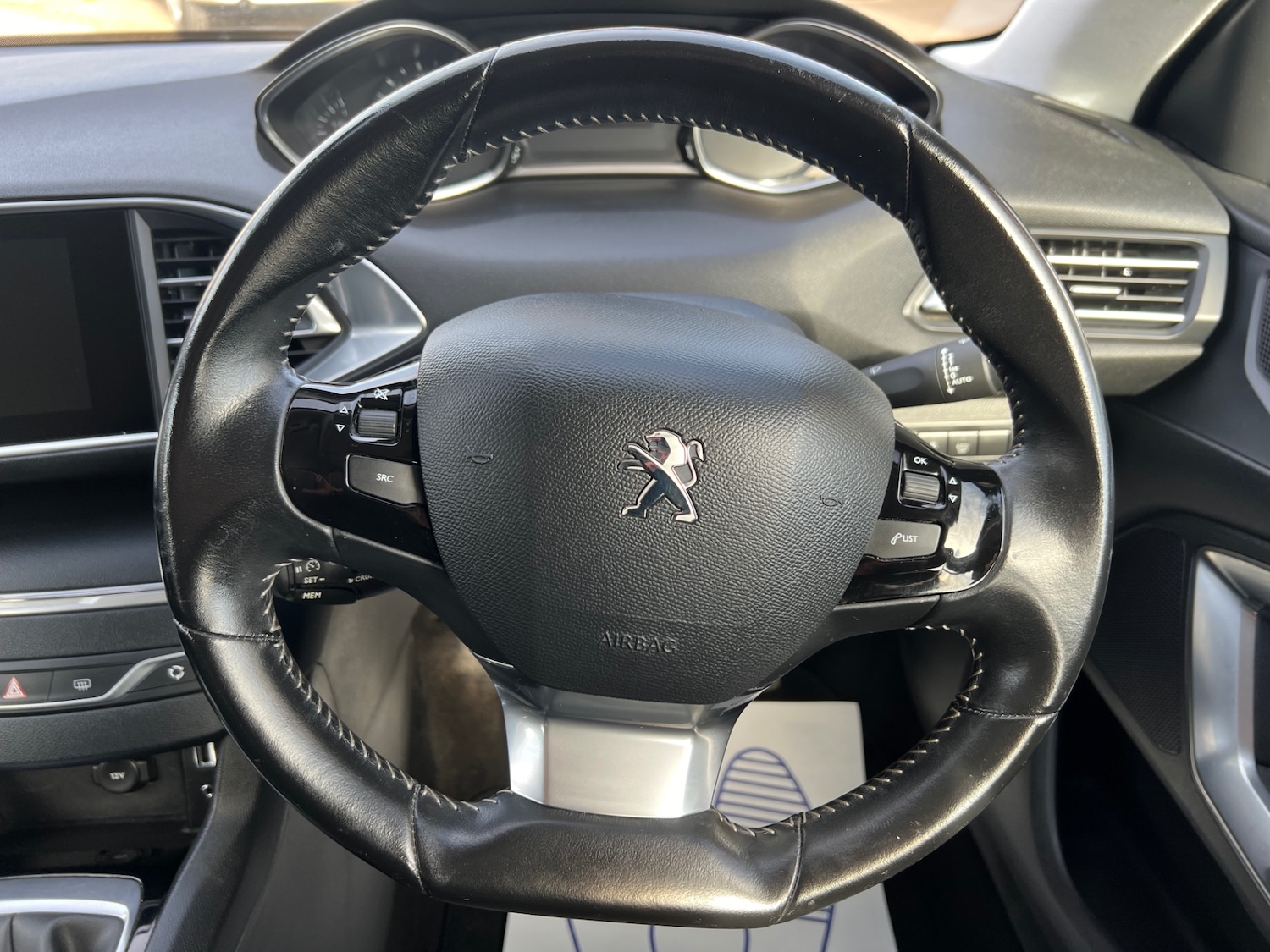 Used Peugeot 308 2016 for sale - 76437345: Photo 25