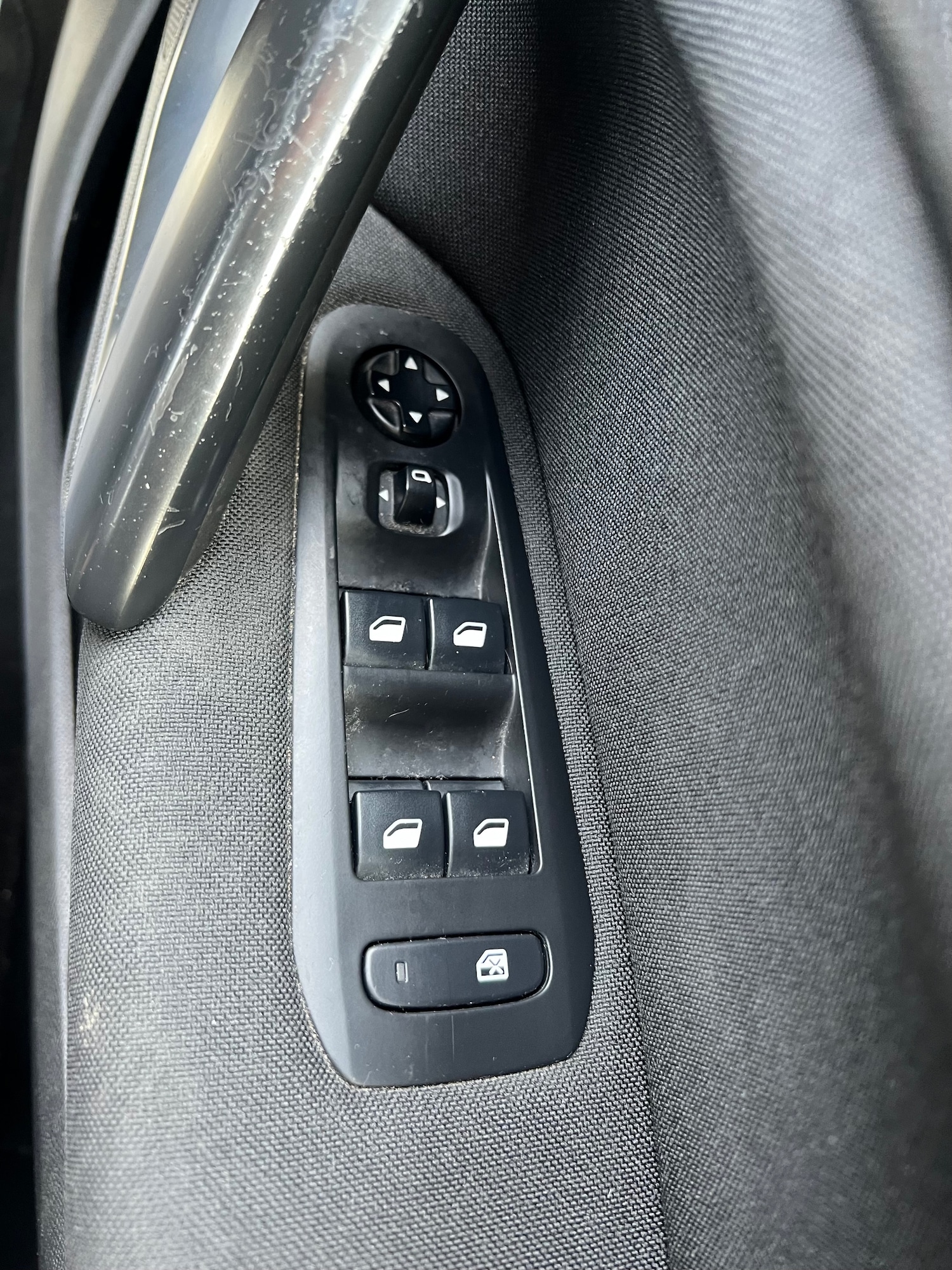 Used Peugeot 308 2016 for sale - 76437345: Photo 26