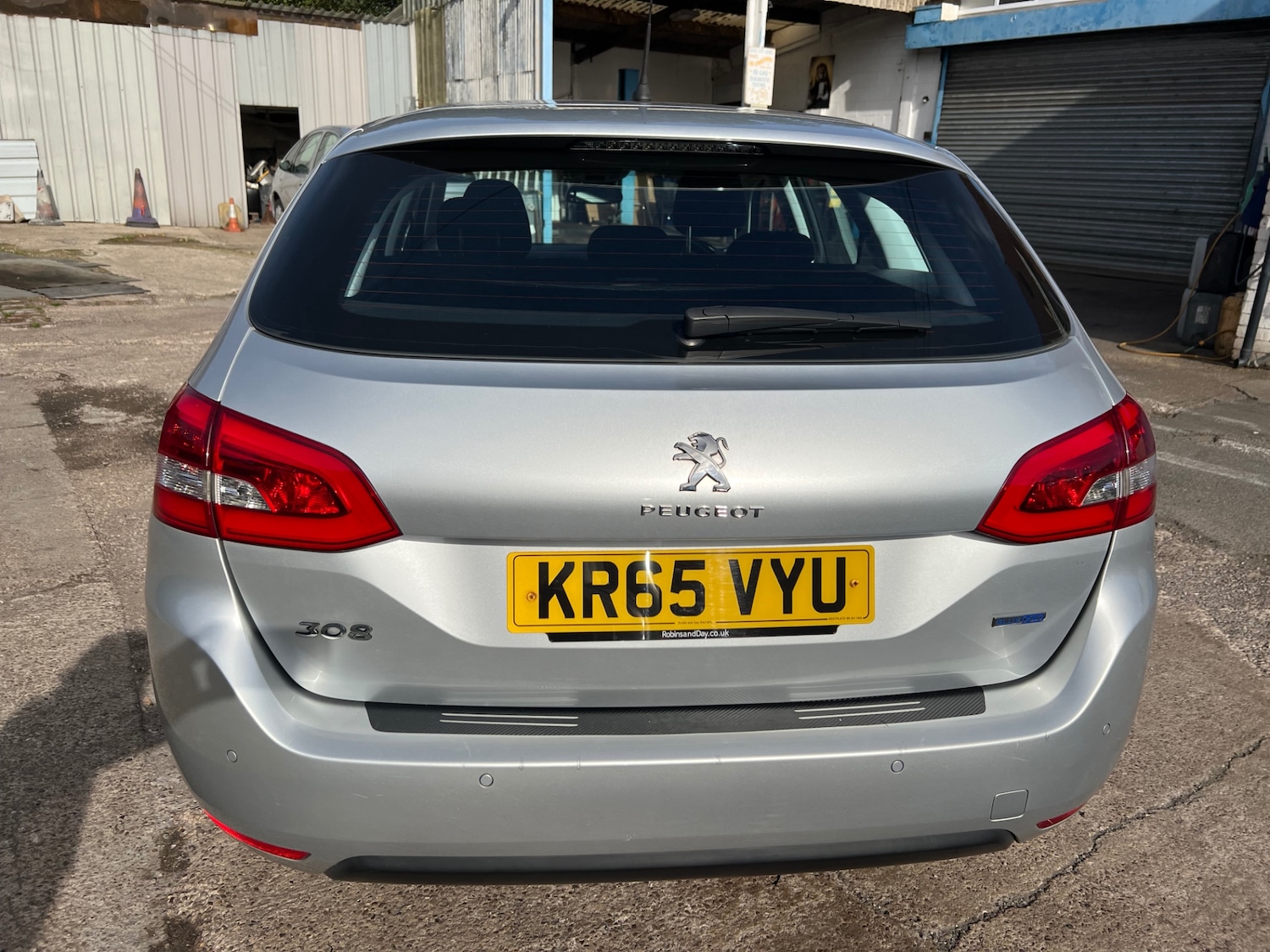 Used Peugeot 308 2016 for sale - 76437345: Photo 9
