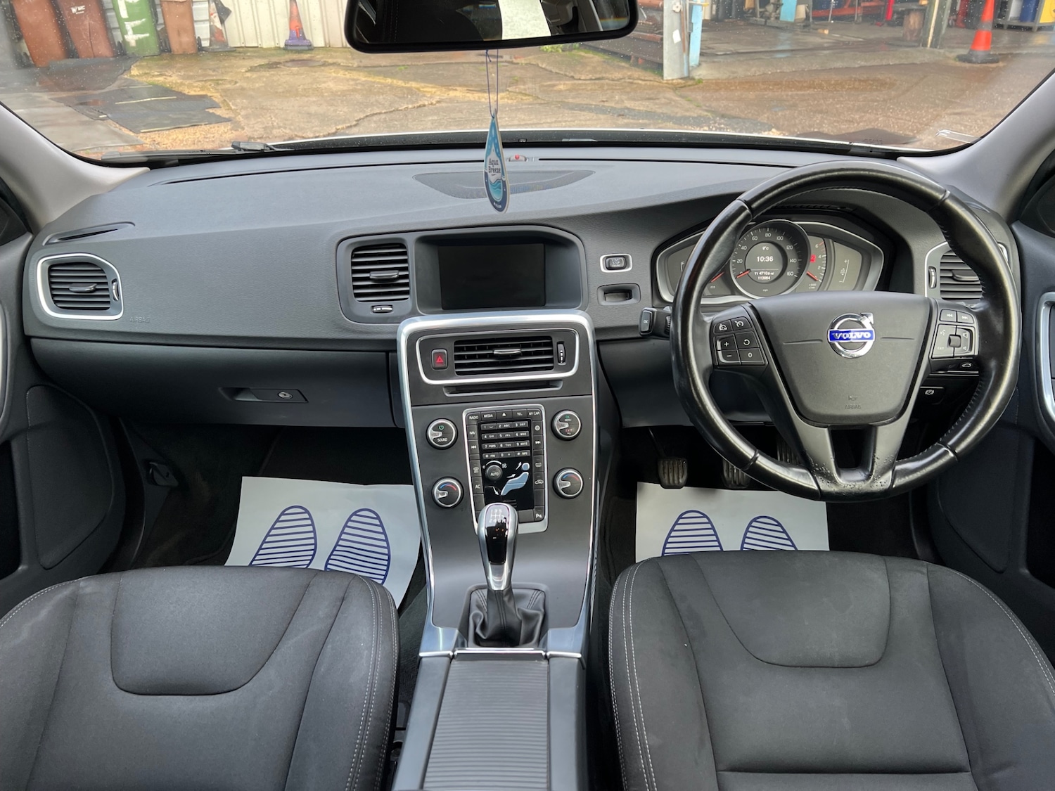 Used Volvo S60 2015 for sale - 77201629: Photo 15