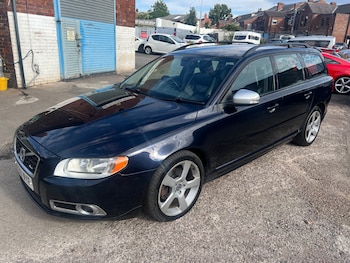 Used Volvo V70 2009 for sale - 79467848: Photo