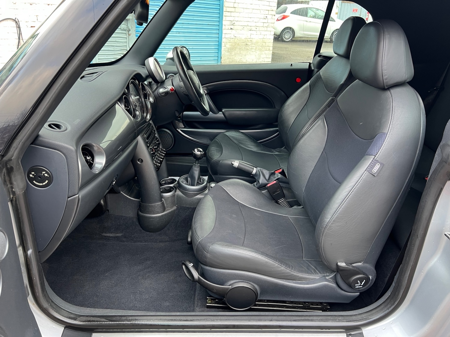 Used MINI Convertible 2007 for sale - 77679697: Photo 18