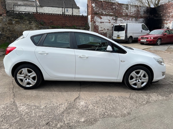 Used Vauxhall Astra 2011 for sale - 74538672: Photo 12