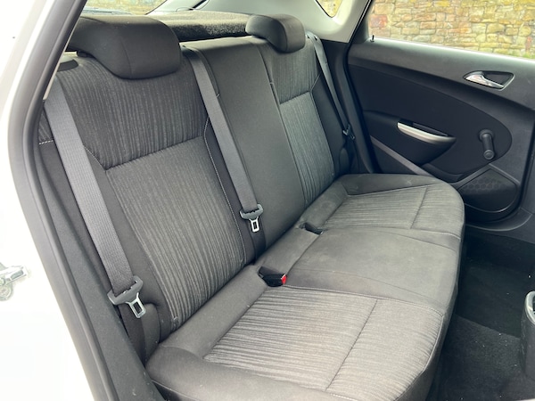 Used Vauxhall Astra 2011 for sale - 74538672: Photo 15