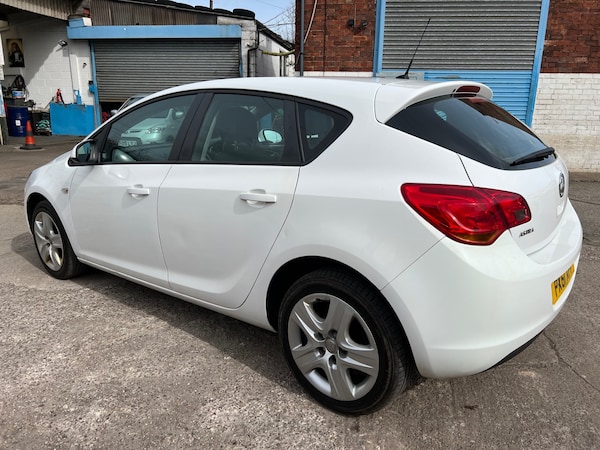 Used Vauxhall Astra 2011 for sale - 74538672: Photo 7