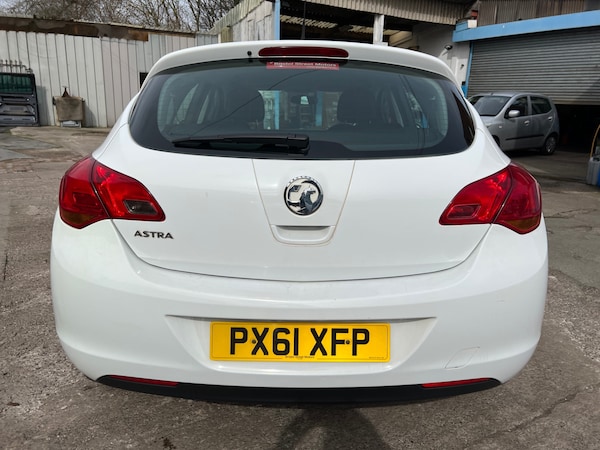 Used Vauxhall Astra 2011 for sale - 74538672: Photo 9