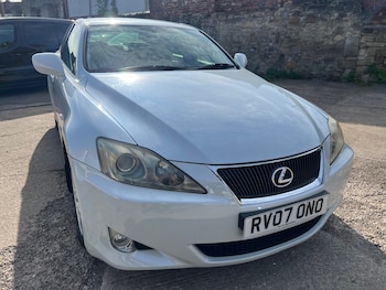Lexus IS feature image 2