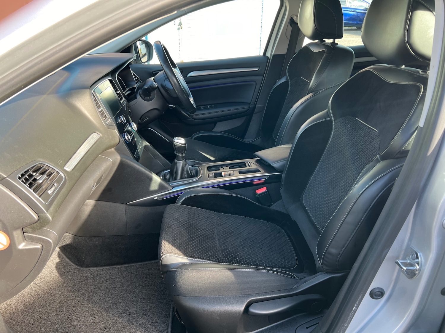 Used Renault Megane 2017 for sale - 76437933: Photo 14