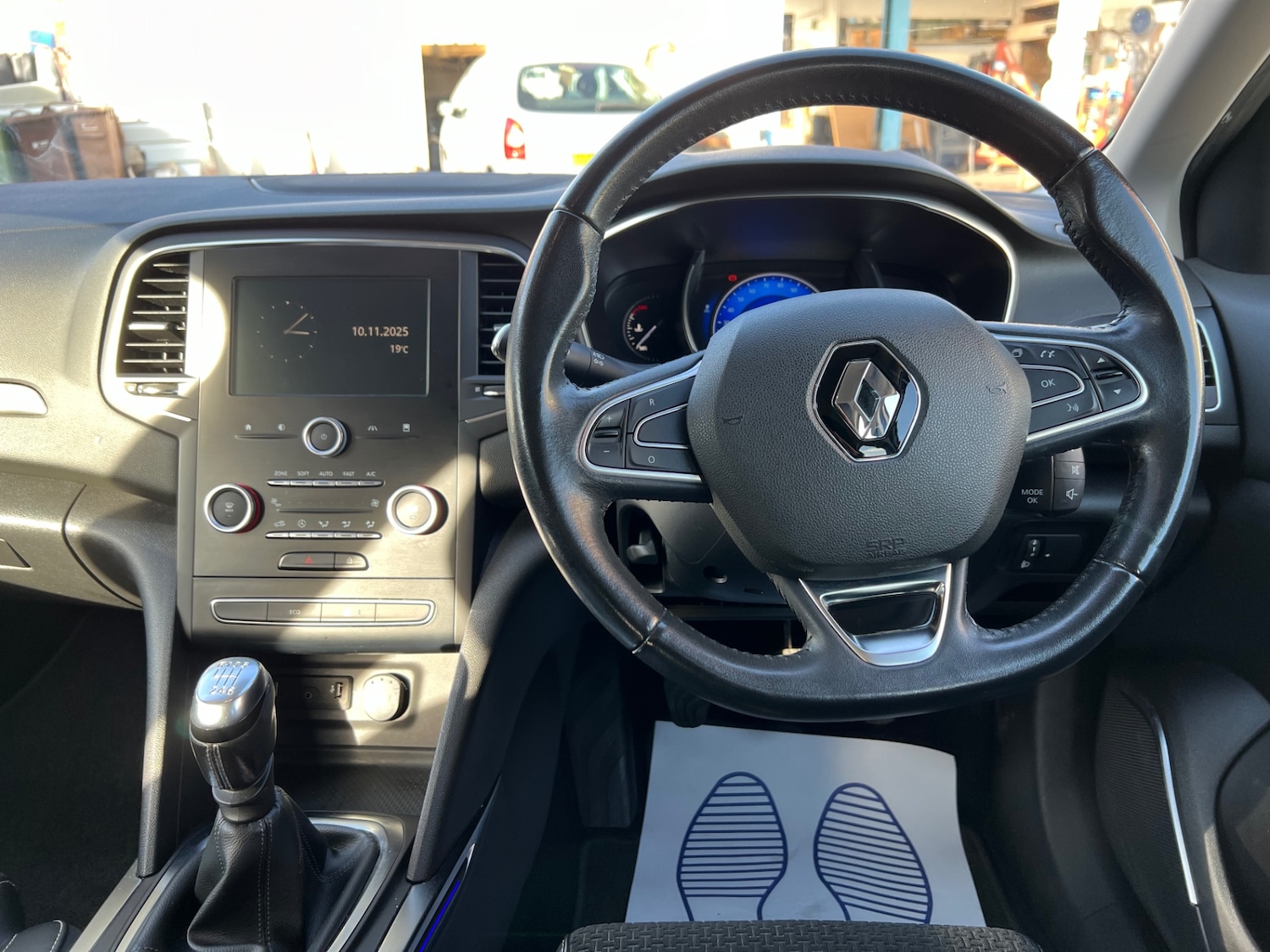 Used Renault Megane 2017 for sale - 76437933: Photo 18