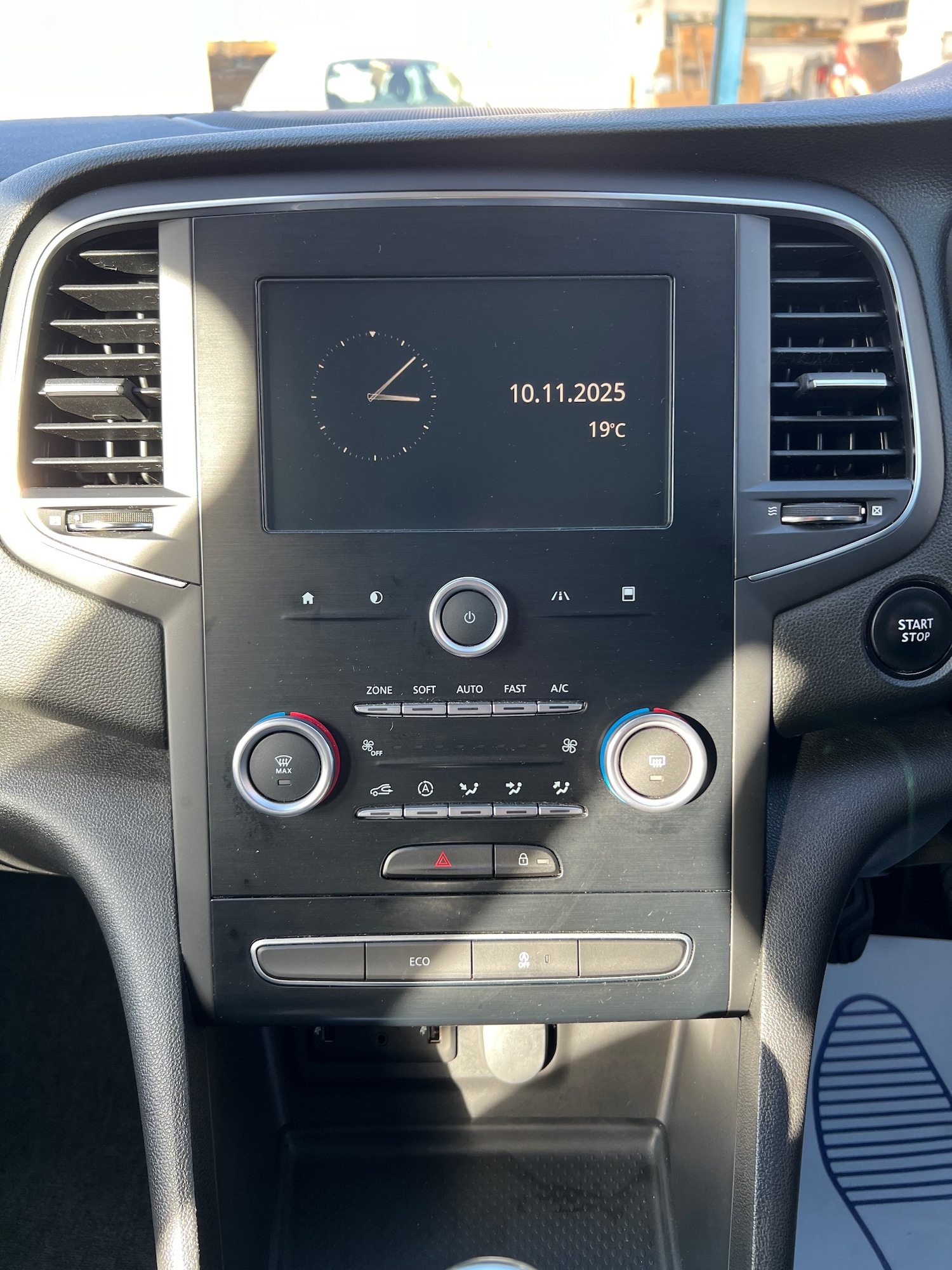 Used Renault Megane 2017 for sale - 76437933: Photo 21