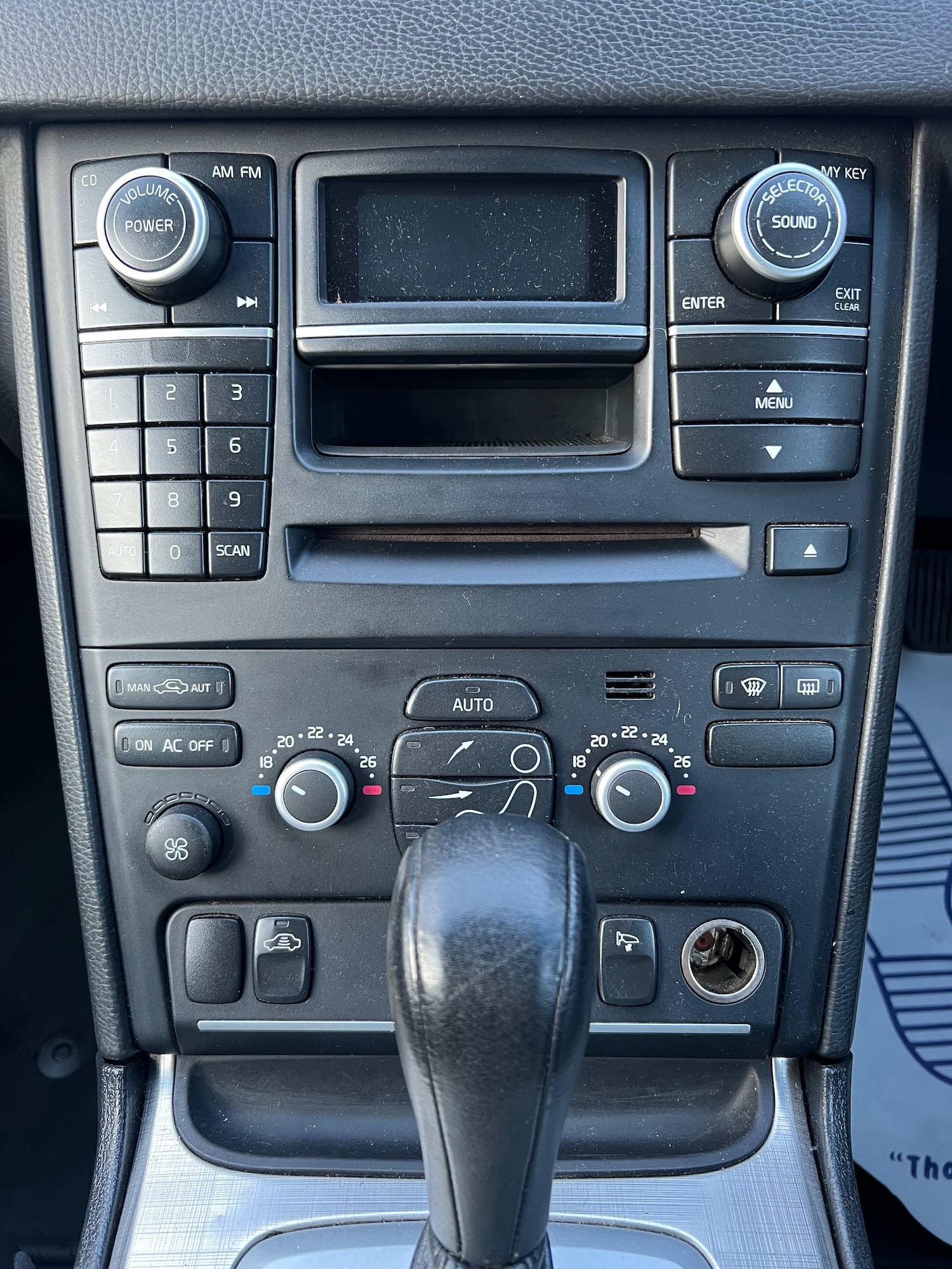 Used Volvo XC90 2010 for sale - 78061490: Photo 23