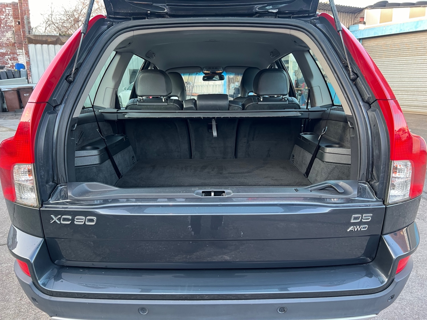 Used Volvo XC90 2010 for sale - 78061490: Photo 32