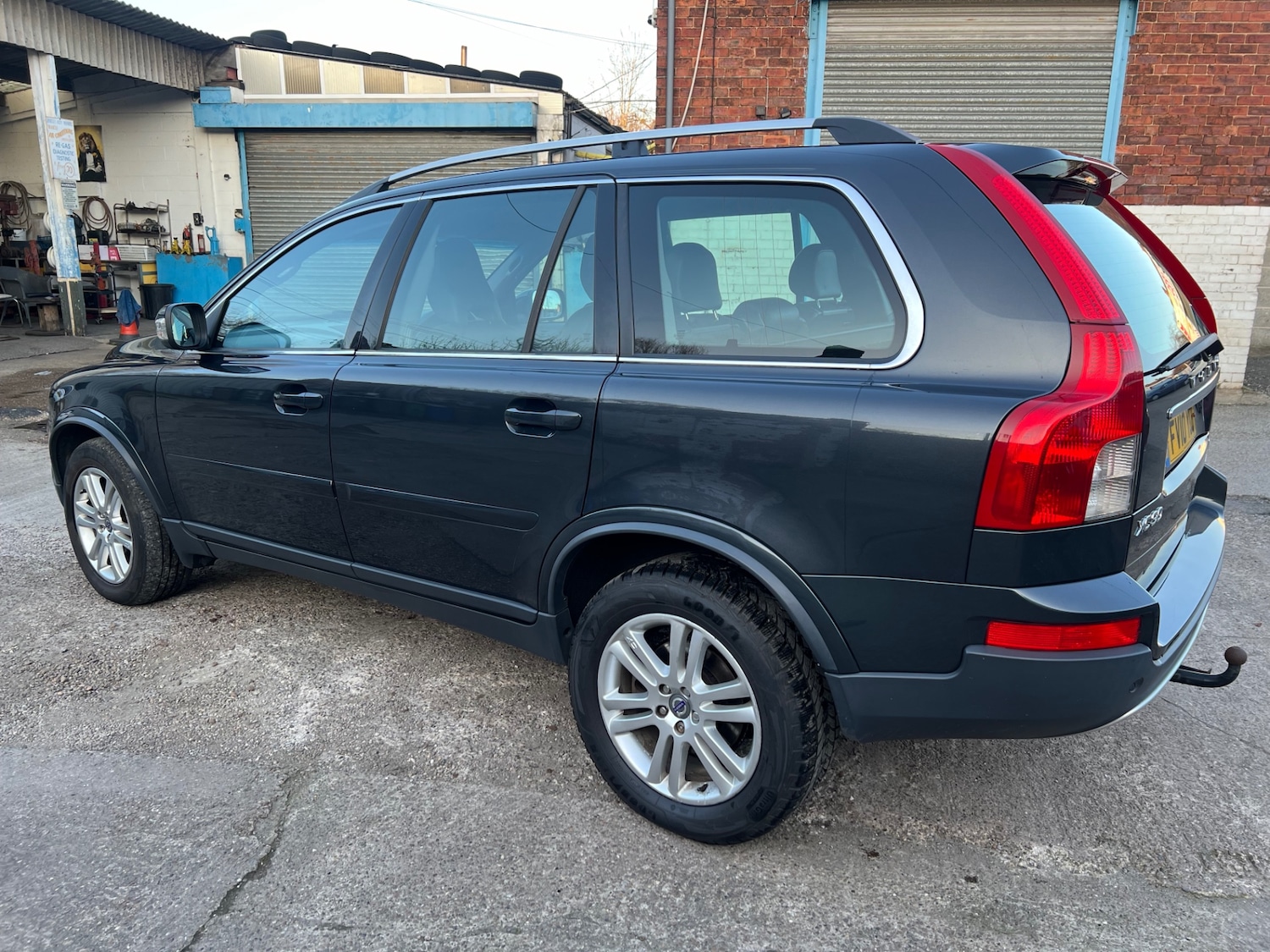 Used Volvo XC90 2010 for sale - 78061490: Photo 7
