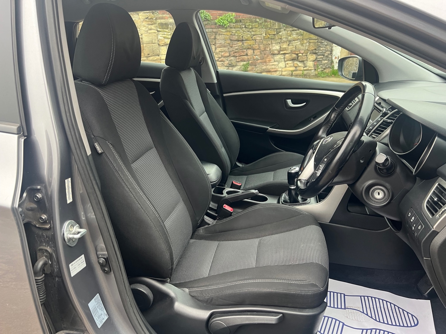 Used Hyundai i30 2015 for sale - 76656398: Photo 13