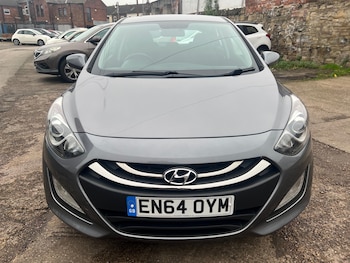 Used Hyundai i30 2015 for sale - 76656398: Photo