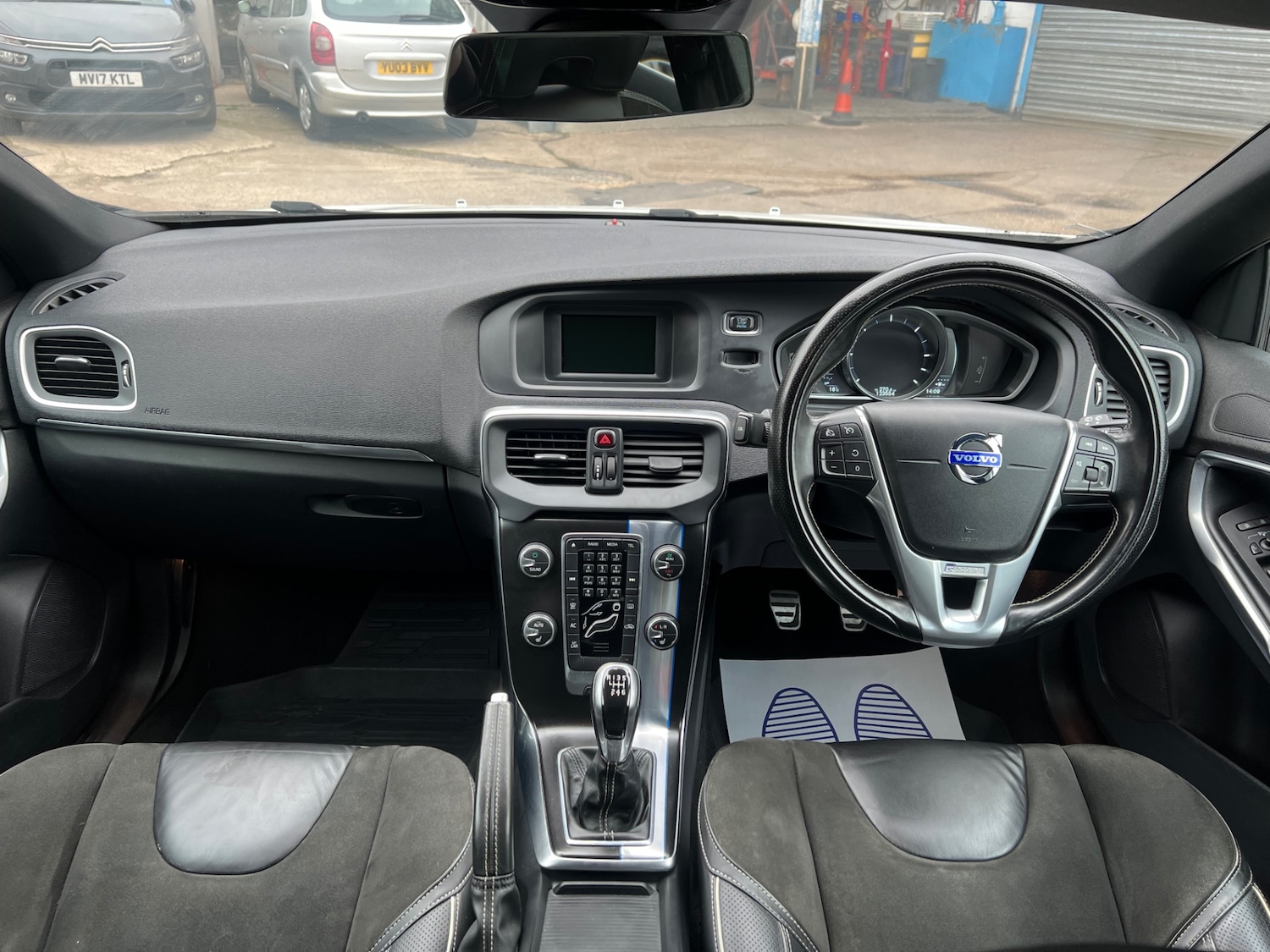 Used Volvo V40 2015 for sale - 76483145: Photo 17