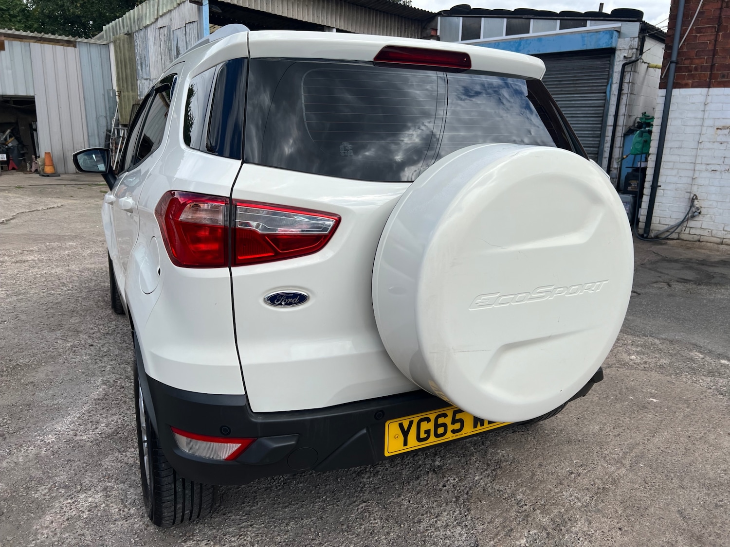 Used Ford Ecosport 2015 for sale - 76316415: Photo 8