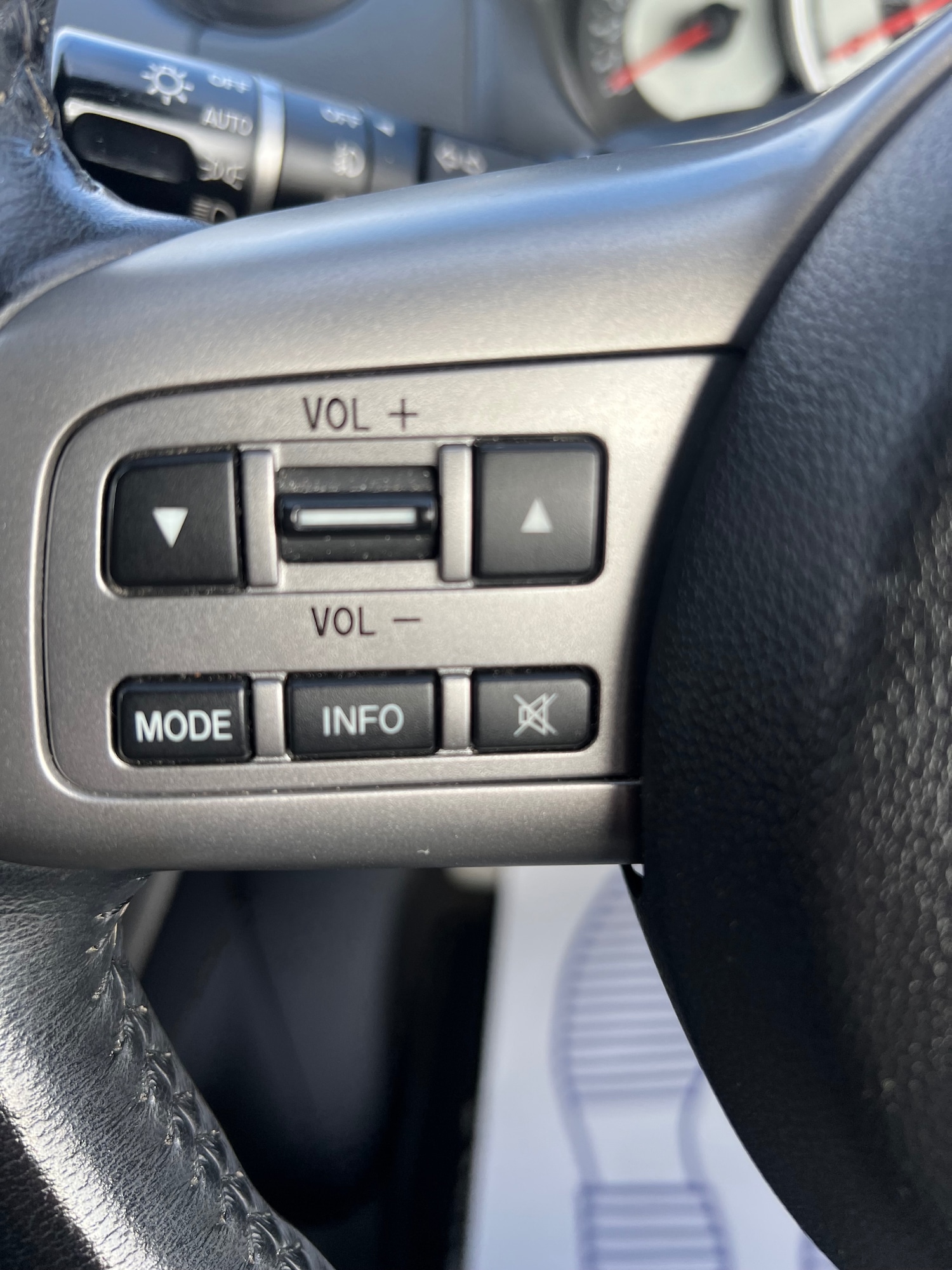 Used Mazda Mazda2 2009 for sale - 76316538: Photo 23