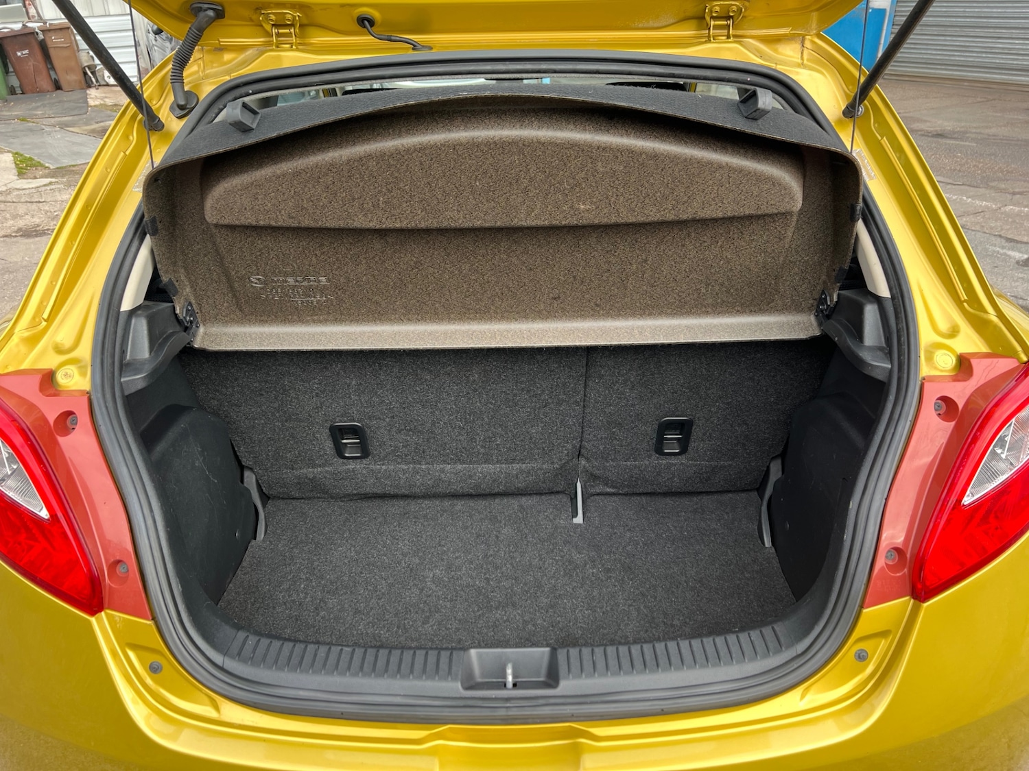 Used Mazda Mazda2 2009 for sale - 76316538: Photo 27