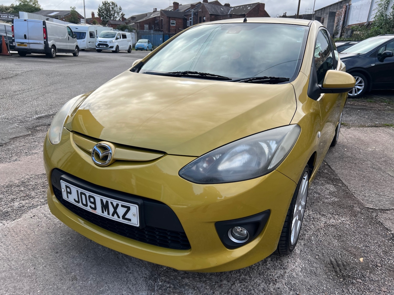 Used Mazda Mazda2 2009 for sale - 76316538: Photo 4