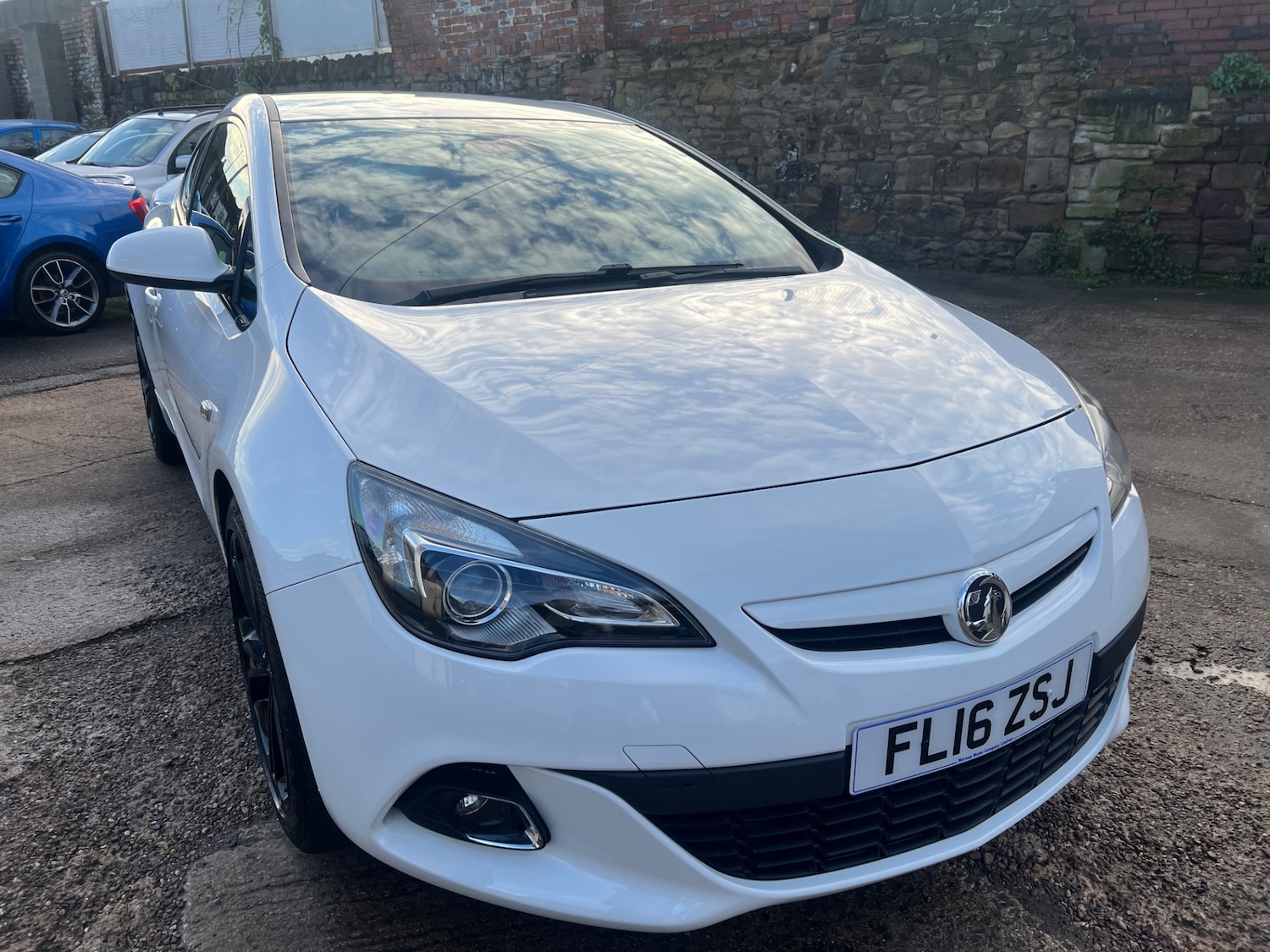 Used Vauxhall Astra GTC 2016 for sale - 77101318: Photo 2