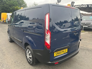 Used Ford Transit Custom 2018 for sale - 79361331: Photo